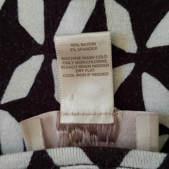 LOFT geometric pattern swing dress - Picture 4 of 5